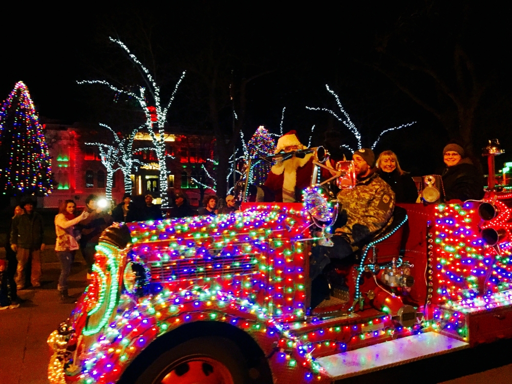 2016 parade lights 5