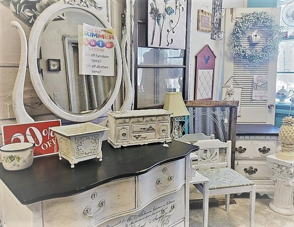antiques a