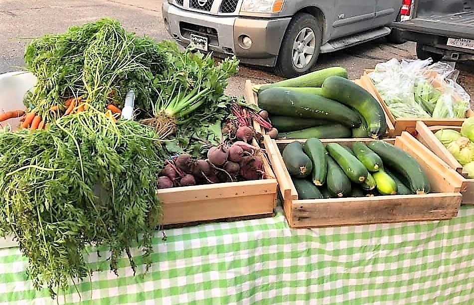 farmers market produce 2 li