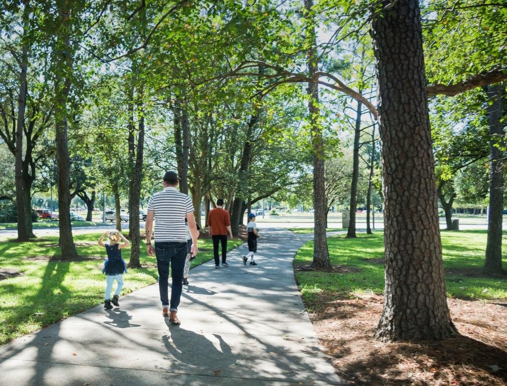 walking park green adobestock 307968950 resized