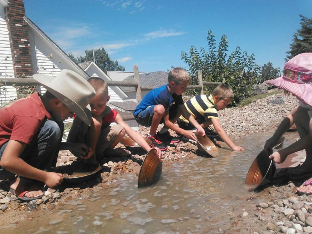 overland trail museum