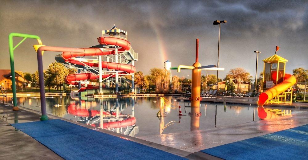 rec center outdoor pool 2