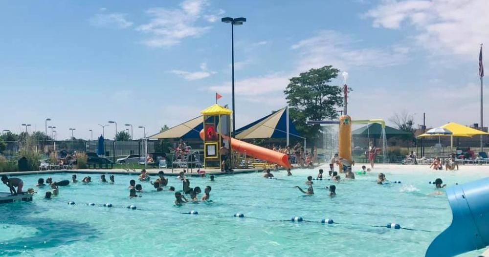 rec center outdoor pool