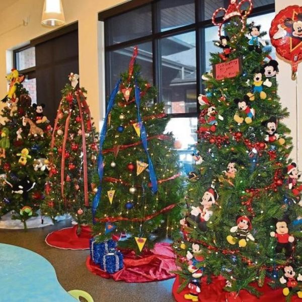 parade of trees 2018